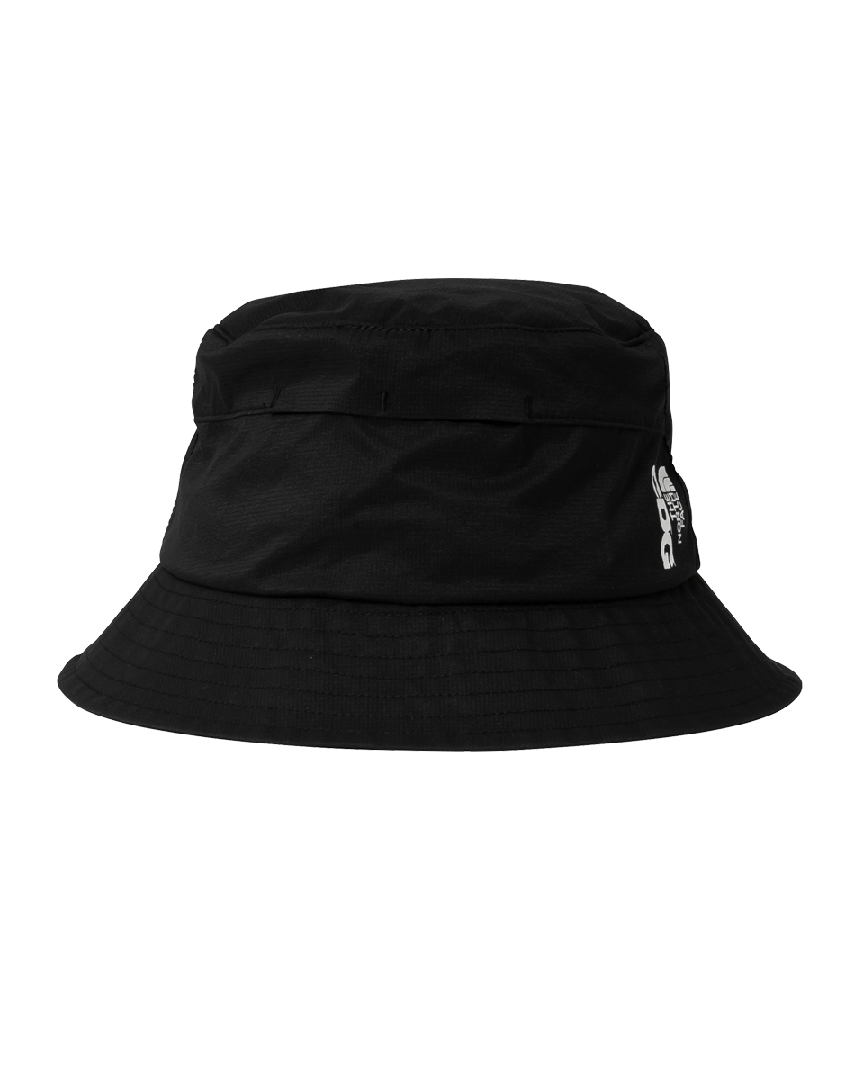CDG x THE NORTH FACE RIPSTOP FLYWEIGHT BUCKET HAT CDG x THE NORTH FACE RIPSTOP FLYWEIGHT BUCKET HAT